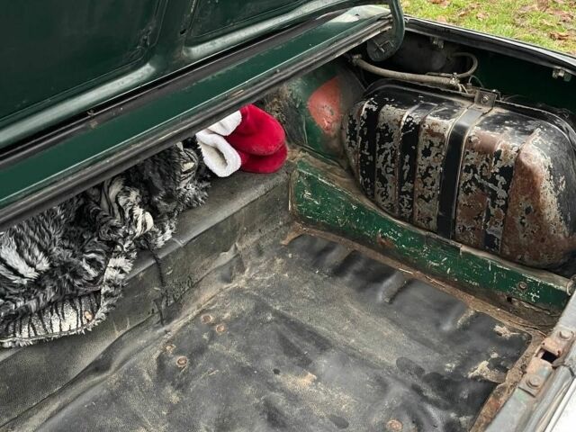 Зеленый ВАЗ 2101, объемом двигателя 1 л и пробегом 27 тыс. км за 344 $, фото 5 на Automoto.ua