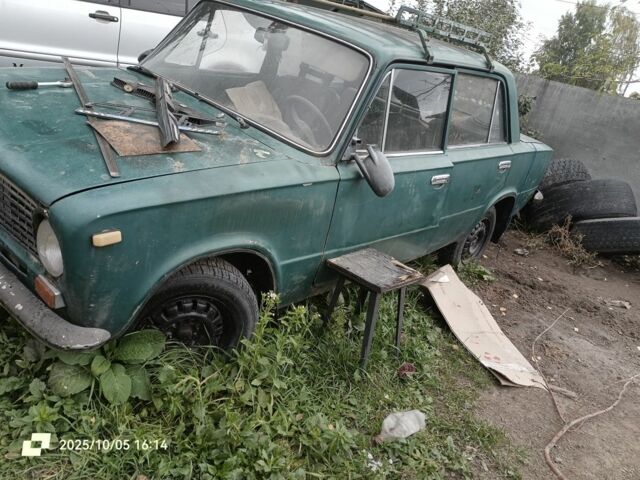 Зеленый ВАЗ 2101, объемом двигателя 0 л и пробегом 333 тыс. км за 300 $, фото 2 на Automoto.ua