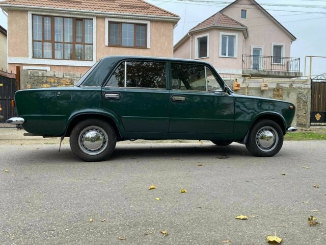 Зеленый ВАЗ 2101, объемом двигателя 1.3 л и пробегом 166 тыс. км за 1299 $, фото 4 на Automoto.ua