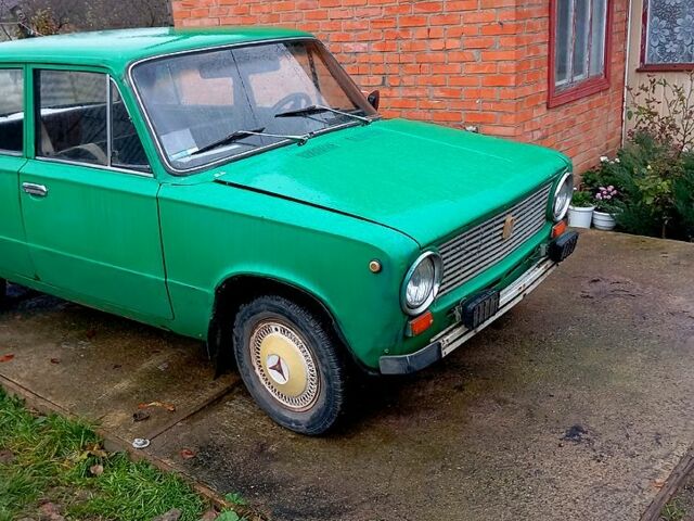 Зеленый ВАЗ 2101, объемом двигателя 1.1 л и пробегом 0 тыс. км за 400 $, фото 1 на Automoto.ua