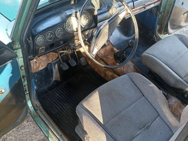 Зеленый ВАЗ 2101, объемом двигателя 0 л и пробегом 189 тыс. км за 476 $, фото 4 на Automoto.ua