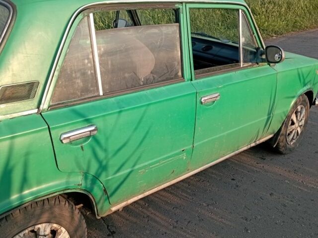 Зеленый ВАЗ 2101, объемом двигателя 1 л и пробегом 350 тыс. км за 481 $, фото 4 на Automoto.ua
