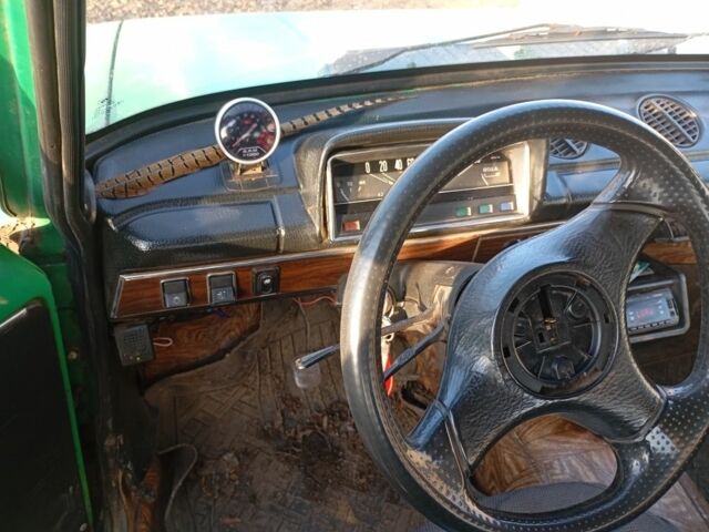 Зеленый ВАЗ 2101, объемом двигателя 1.2 л и пробегом 1 тыс. км за 403 $, фото 3 на Automoto.ua