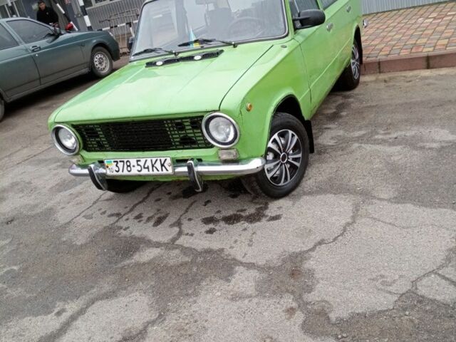 Зеленый ВАЗ 2101, объемом двигателя 5 л и пробегом 20 тыс. км за 475 $, фото 2 на Automoto.ua