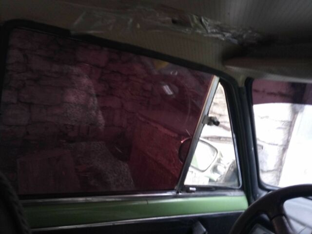 Зеленый ВАЗ 2101, объемом двигателя 0 л и пробегом 300 тыс. км за 381 $, фото 7 на Automoto.ua