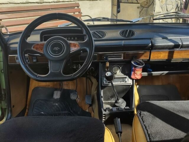 Зеленый ВАЗ 2101, объемом двигателя 1.2 л и пробегом 74 тыс. км за 1600 $, фото 1 на Automoto.ua