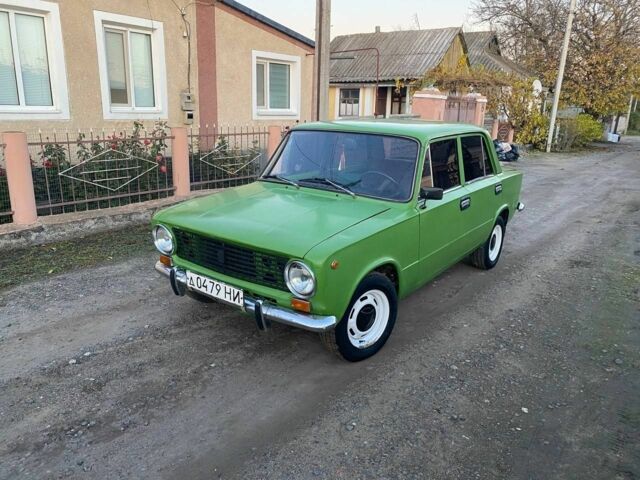 Зелений ВАЗ 2101, об'ємом двигуна 1.5 л та пробігом 150 тис. км за 800 $, фото 2 на Automoto.ua