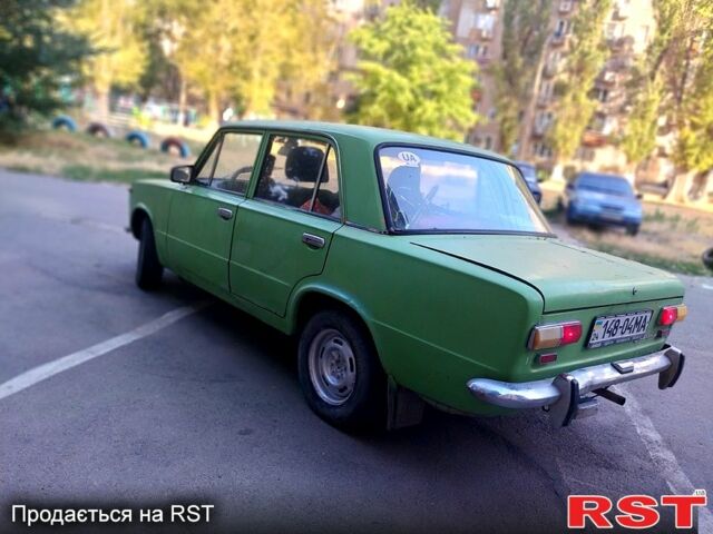 Зеленый ВАЗ 2101, объемом двигателя 1.2 л и пробегом 180 тыс. км за 500 $, фото 2 на Automoto.ua
