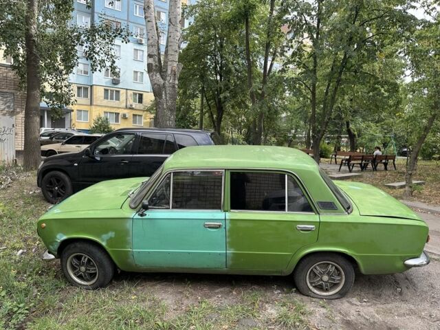 Зеленый ВАЗ 2101, объемом двигателя 1.5 л и пробегом 150 тыс. км за 473 $, фото 6 на Automoto.ua