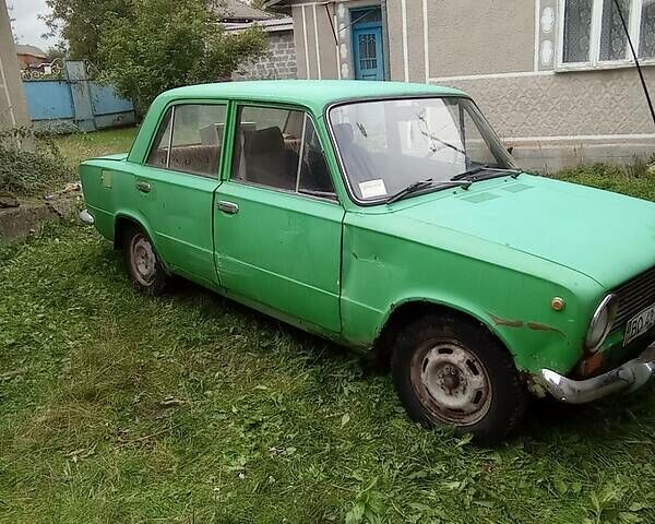 Зеленый ВАЗ 2101, объемом двигателя 1.2 л и пробегом 95 тыс. км за 300 $, фото 4 на Automoto.ua