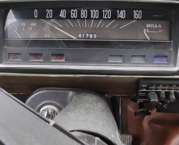 Зеленый ВАЗ 2101, объемом двигателя 1.3 л и пробегом 142 тыс. км за 650 $, фото 12 на Automoto.ua