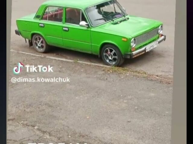 Зеленый ВАЗ 2101, объемом двигателя 1 л и пробегом 43 тыс. км за 592 $, фото 2 на Automoto.ua