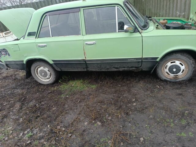 Зеленый ВАЗ 2101, объемом двигателя 1.5 л и пробегом 3 тыс. км за 400 $, фото 9 на Automoto.ua