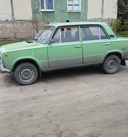 Зеленый ВАЗ 2101, объемом двигателя 1.2 л и пробегом 300 тыс. км за 787 $, фото 6 на Automoto.ua