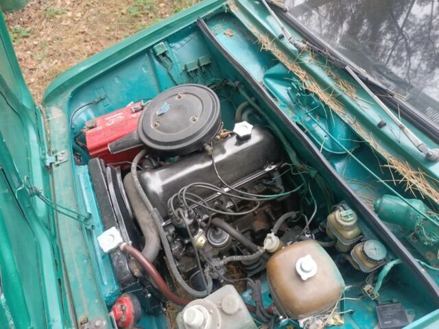 Зеленый ВАЗ 2101, объемом двигателя 0 л и пробегом 666 тыс. км за 500 $, фото 6 на Automoto.ua