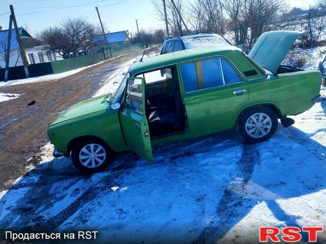 Зеленый ВАЗ 2101, объемом двигателя 13 л и пробегом 234 тыс. км за 600 $, фото 2 на Automoto.ua