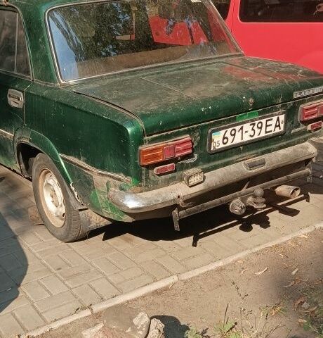 Зеленый ВАЗ 2101, объемом двигателя 1.2 л и пробегом 300 тыс. км за 310 $, фото 5 на Automoto.ua