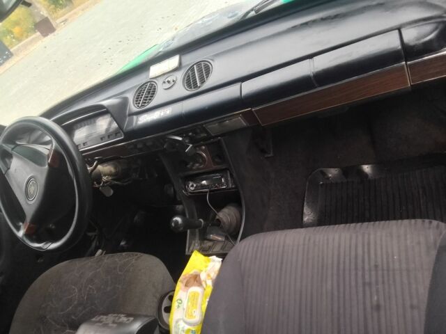 Зелений ВАЗ 2101, об'ємом двигуна 1.3 л та пробігом 150 тис. км за 738 $, фото 9 на Automoto.ua