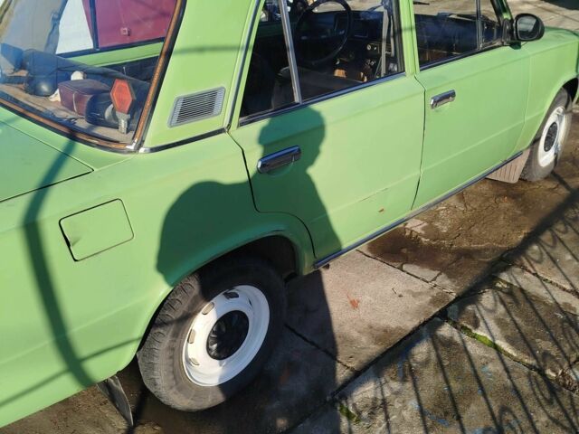 Зелений ВАЗ 2101, об'ємом двигуна 1.2 л та пробігом 130 тис. км за 1300 $, фото 2 на Automoto.ua