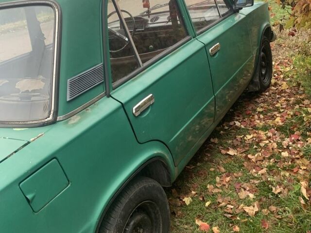Зеленый ВАЗ 2101, объемом двигателя 1.3 л и пробегом 150 тыс. км за 416 $, фото 2 на Automoto.ua
