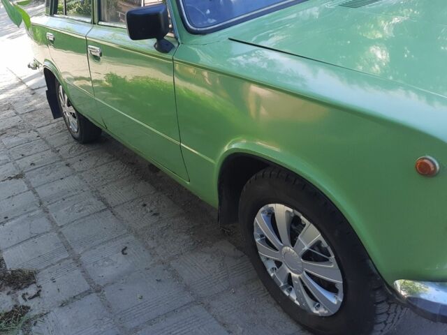 Зелений ВАЗ 2101, об'ємом двигуна 0 л та пробігом 888 тис. км за 780 $, фото 11 на Automoto.ua