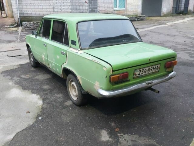 Зеленый ВАЗ 2101, объемом двигателя 1.5 л и пробегом 40 тыс. км за 320 $, фото 4 на Automoto.ua