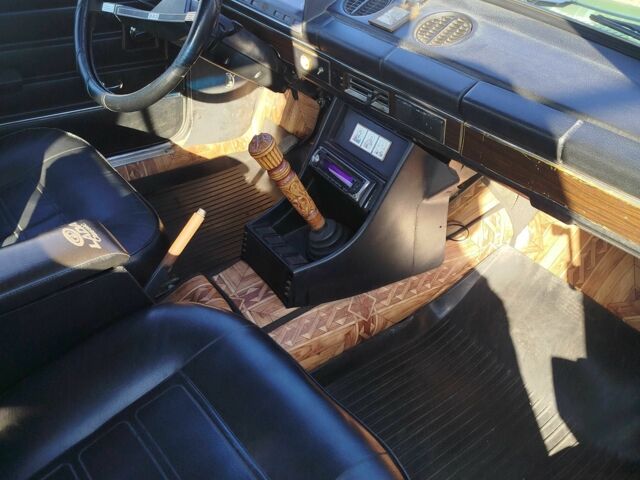 Зелений ВАЗ 2101, об'ємом двигуна 1.2 л та пробігом 130 тис. км за 1300 $, фото 6 на Automoto.ua