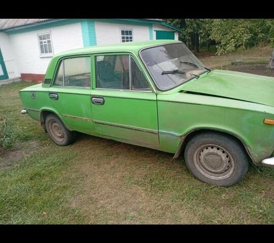 ВАЗ 2101 1986 в Умани на Automoto.ua Зеленый ВАЗ 2101, объемом двигателя 1.3 л и пробегом 90 тыс. км за 333 $, фото 1 на Automoto.ua