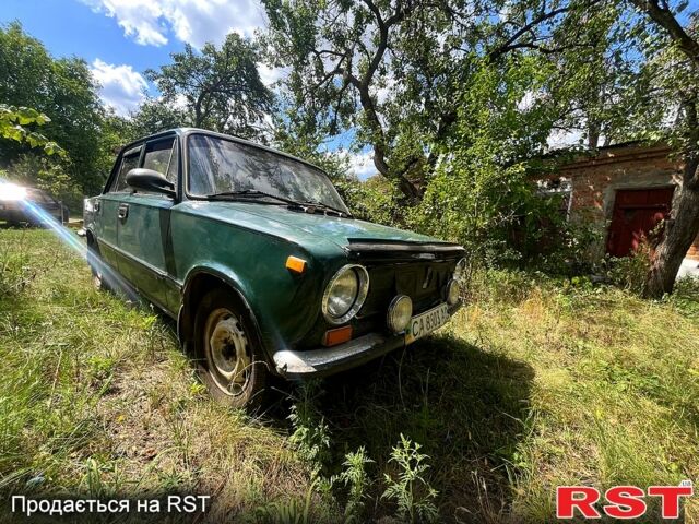 ВАЗ 2101 1989 в Смеле на Automoto.ua Зеленый ВАЗ 2101, объемом двигателя 1.3 л и пробегом 230 тыс. км за 499 $, фото 2 на Automoto.ua