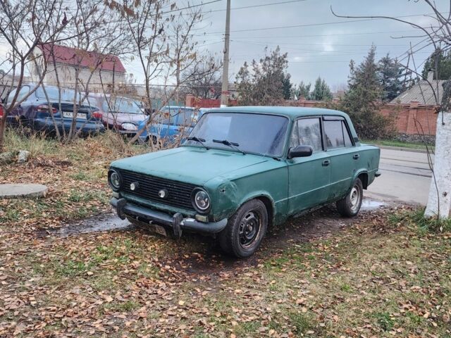 Зеленый ВАЗ 2101, объемом двигателя 1.3 л и пробегом 100 тыс. км за 250 $, фото 1 на Automoto.ua