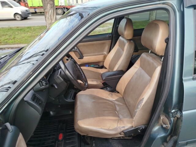 Зелений ВАЗ 2101, об'ємом двигуна 1.6 л та пробігом 170 тис. км за 2800 $, фото 12 на Automoto.ua