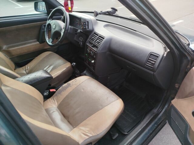 Зелений ВАЗ 2101, об'ємом двигуна 1.6 л та пробігом 170 тис. км за 2800 $, фото 20 на Automoto.ua