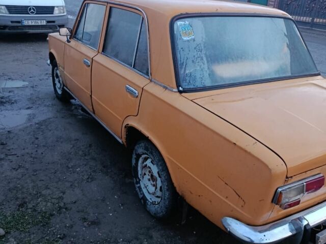 Оранжевый ВАЗ 2101, объемом двигателя 1 л и пробегом 300 тыс. км за 350 $, фото 1 на Automoto.ua