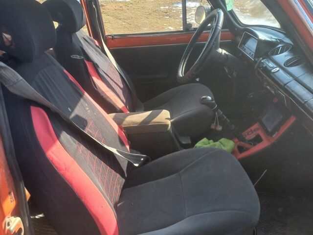 Оранжевый ВАЗ 2101, объемом двигателя 1 л и пробегом 29 тыс. км за 827 $, фото 1 на Automoto.ua