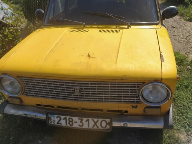 Оранжевый ВАЗ 2101, объемом двигателя 1 л и пробегом 200 тыс. км за 240 $, фото 2 на Automoto.ua