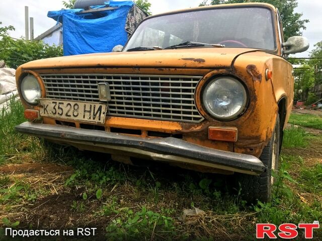 Оранжевый ВАЗ 2101, объемом двигателя 1.5 л и пробегом 200 тыс. км за 350 $, фото 1 на Automoto.ua