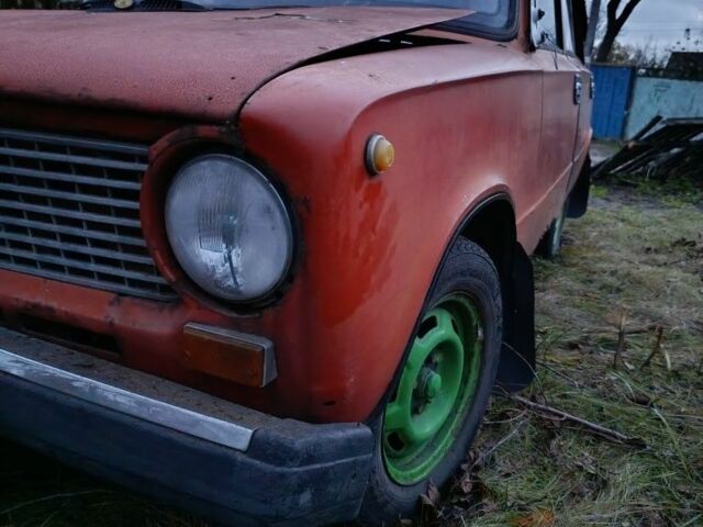 Оранжевый ВАЗ 2101, объемом двигателя 1 л и пробегом 1000 тыс. км за 166 $, фото 1 на Automoto.ua