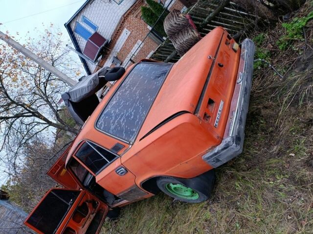 Оранжевый ВАЗ 2101, объемом двигателя 1 л и пробегом 100 тыс. км за 167 $, фото 7 на Automoto.ua