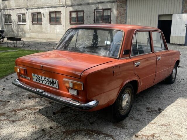 Оранжевый ВАЗ 2101, объемом двигателя 1.2 л и пробегом 90 тыс. км за 605 $, фото 3 на Automoto.ua