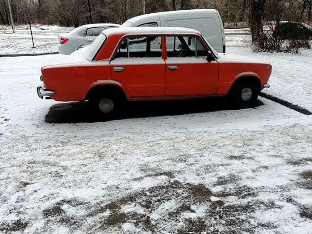 Оранжевый ВАЗ 2101, объемом двигателя 1.2 л и пробегом 0 тыс. км за 470 $, фото 1 на Automoto.ua