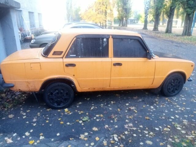 Помаранчевий ВАЗ 2101, об'ємом двигуна 1.6 л та пробігом 330 тис. км за 596 $, фото 3 на Automoto.ua
