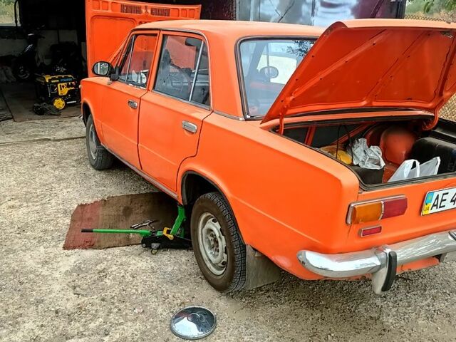 Оранжевый ВАЗ 2101, объемом двигателя 1.2 л и пробегом 0 тыс. км за 470 $, фото 3 на Automoto.ua