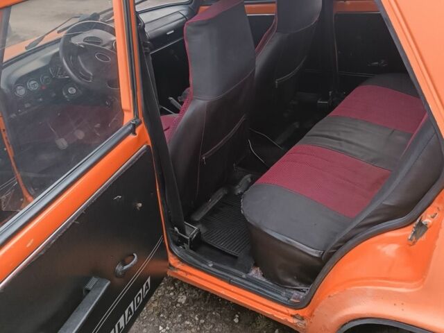 Оранжевый ВАЗ 2101, объемом двигателя 1.3 л и пробегом 200 тыс. км за 650 $, фото 6 на Automoto.ua