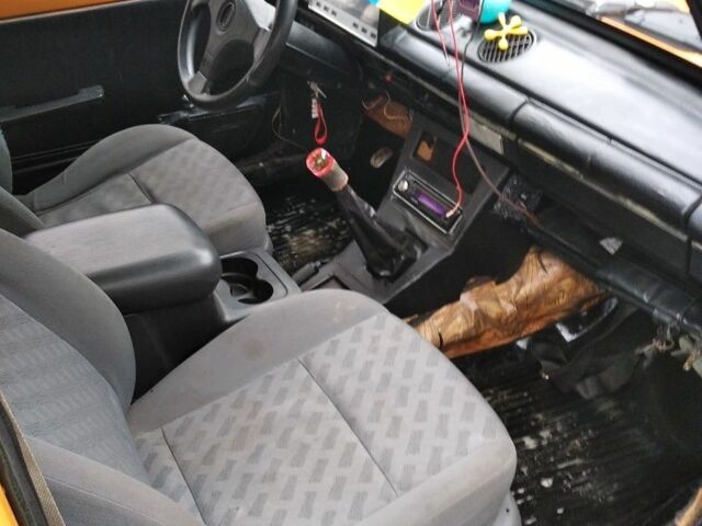 Помаранчевий ВАЗ 2101, об'ємом двигуна 1.3 л та пробігом 100 тис. км за 600 $, фото 6 на Automoto.ua