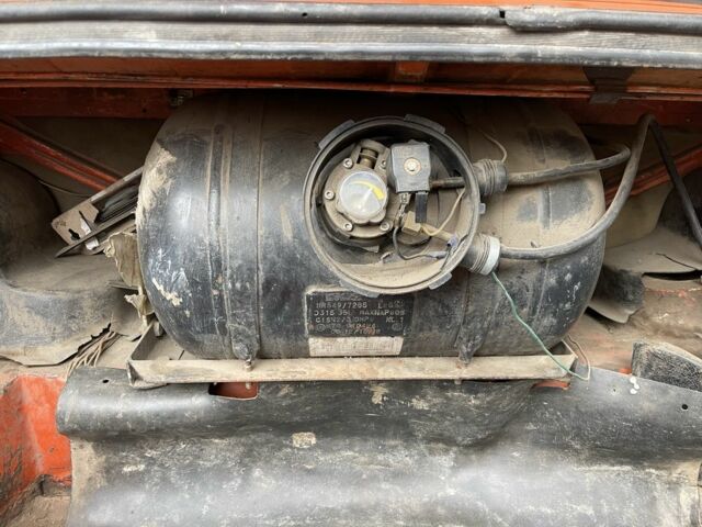 Оранжевый ВАЗ 2101, объемом двигателя 1.2 л и пробегом 90 тыс. км за 358 $, фото 6 на Automoto.ua