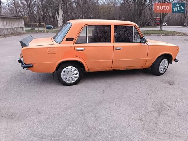 Оранжевый ВАЗ 2101, объемом двигателя 1.3 л и пробегом 200 тыс. км за 650 $, фото 1 на Automoto.ua