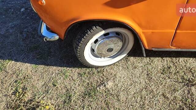 Оранжевый ВАЗ 2101, объемом двигателя 1.3 л и пробегом 100 тыс. км за 1100 $, фото 8 на Automoto.ua