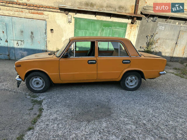 Оранжевый ВАЗ 2101, объемом двигателя 0 л и пробегом 136 тыс. км за 500 $, фото 2 на Automoto.ua