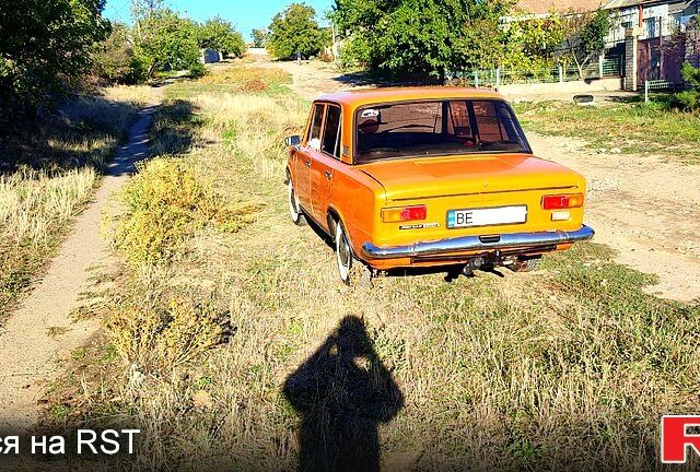 Оранжевый ВАЗ 2101, объемом двигателя 1.3 л и пробегом 100 тыс. км за 1200 $, фото 3 на Automoto.ua