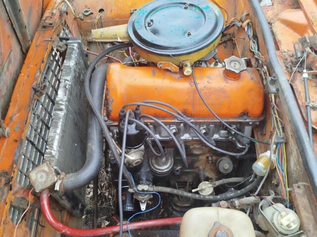 Помаранчевий ВАЗ 2101, об'ємом двигуна 1.3 л та пробігом 300 тис. км за 213 $, фото 4 на Automoto.ua